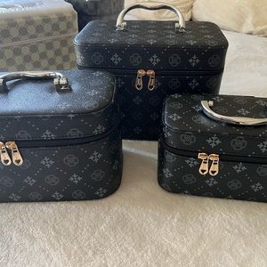 Cosmetic bag NEW 🥰